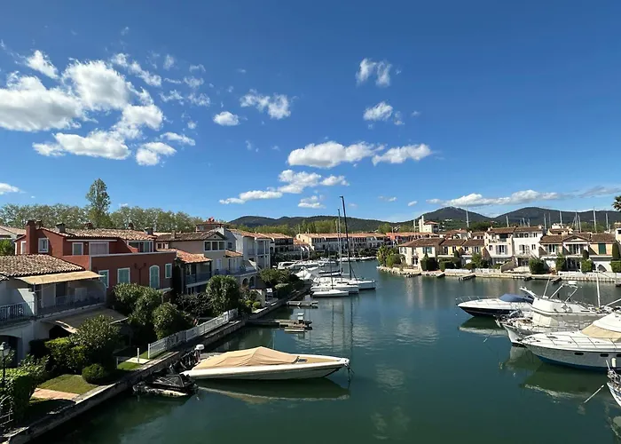 L'echappee Bleue Port-grimaud غريمو